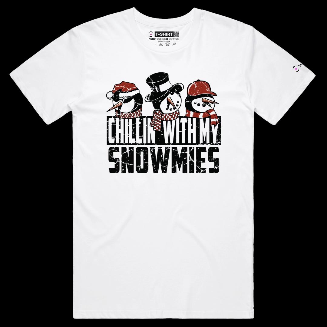 VOICEART White Male Regular Chillin With My Snowmies Funny Christmas Graphic Tee for Holidays Short Shirt for Men and Women